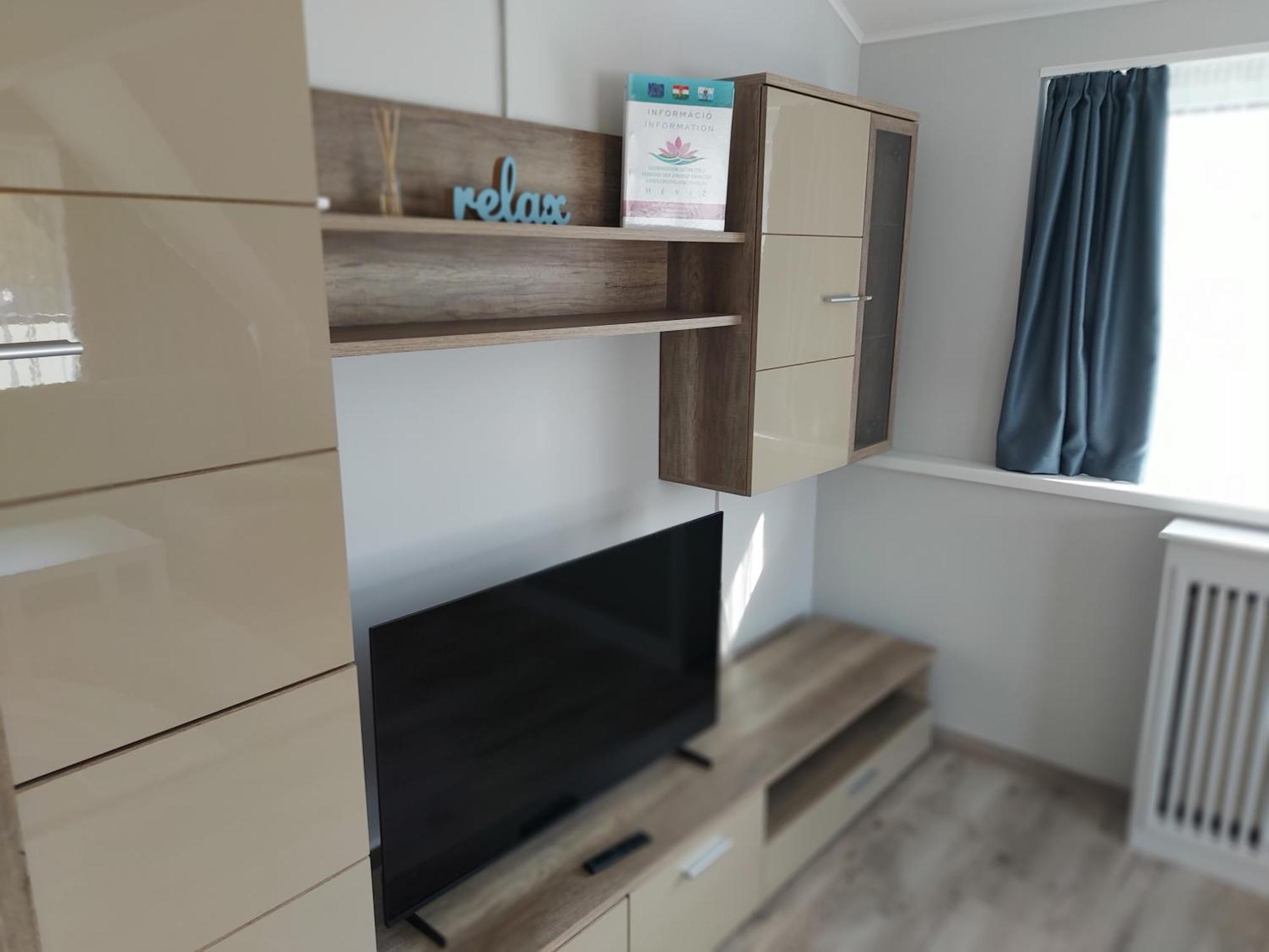 Cafe Relax Apartments Хевиз Экстерьер фото