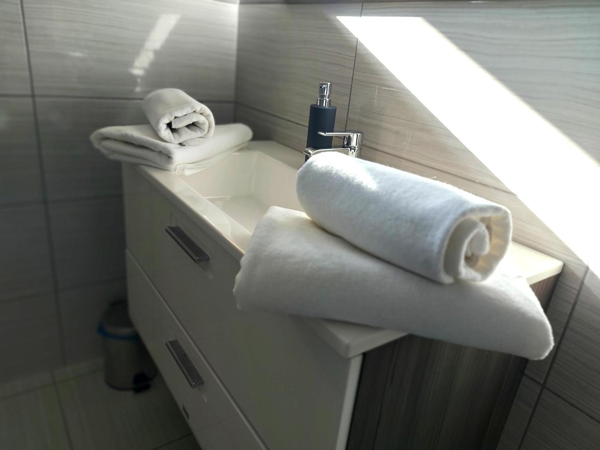 Cafe Relax Apartments Хевиз Экстерьер фото