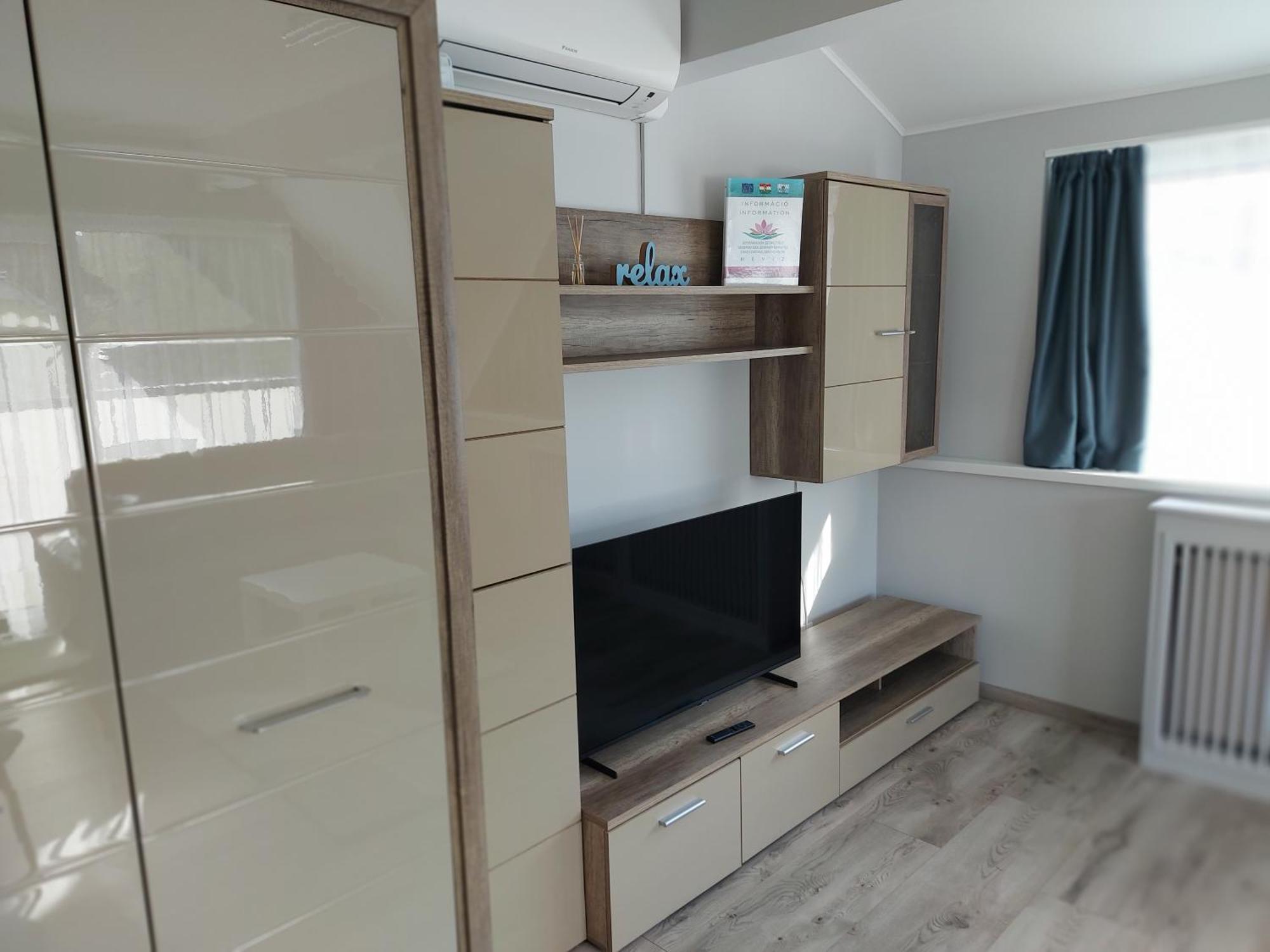 Cafe Relax Apartments Хевиз Экстерьер фото
