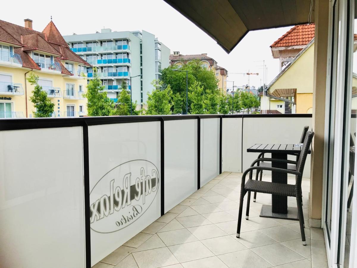 Cafe Relax Apartments Хевиз Экстерьер фото